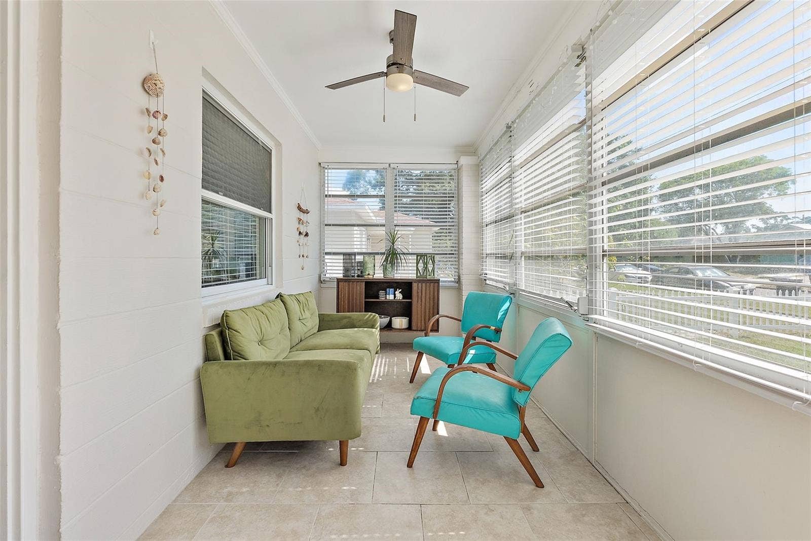918 27TH STREET N, St Petersburg, FL 33713