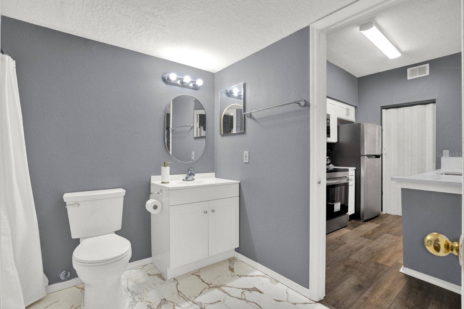 10764 70TH AVENUE, #2208, Seminole, FL 33772 Bathroom
