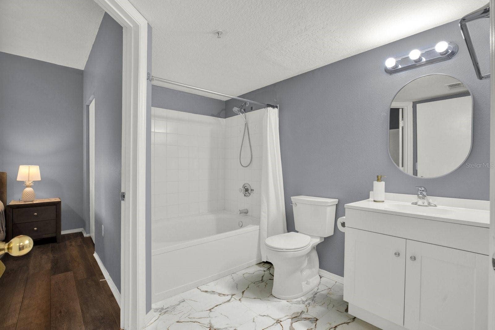 10764 70TH AVENUE, #2208, Seminole, FL 33772 Bathroom