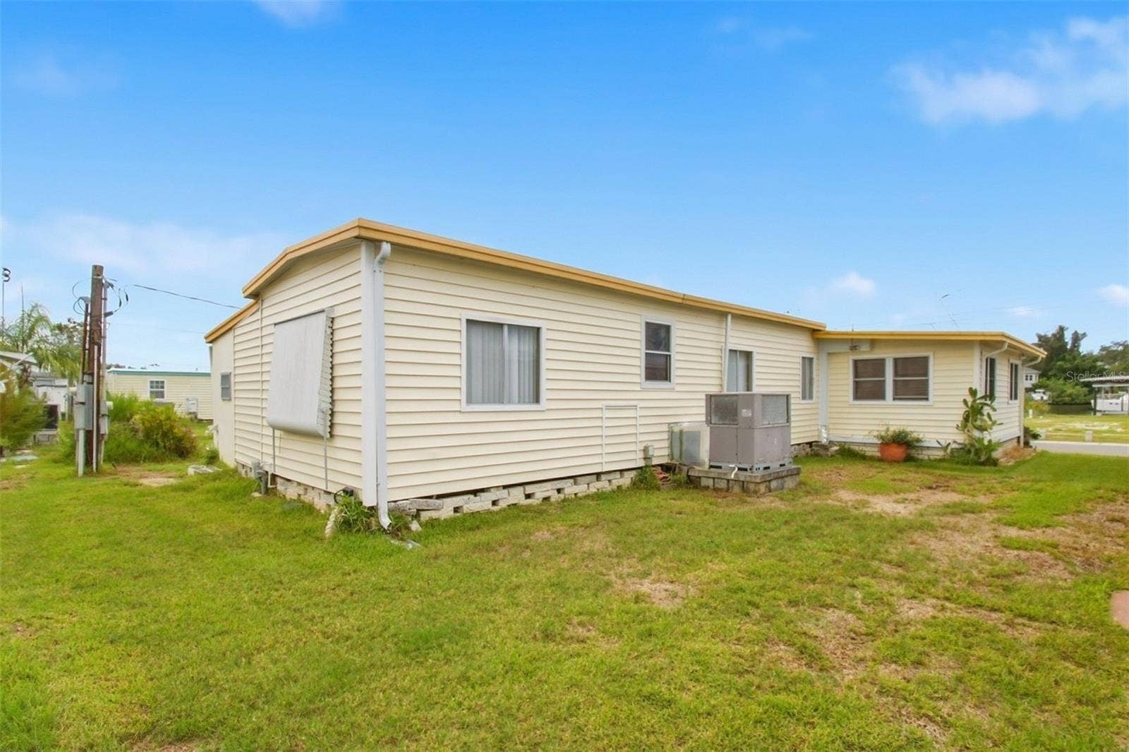 65 SCHOONER DRIVE, #65, Palm Harbor, FL 34683 Mobile Home to be removed