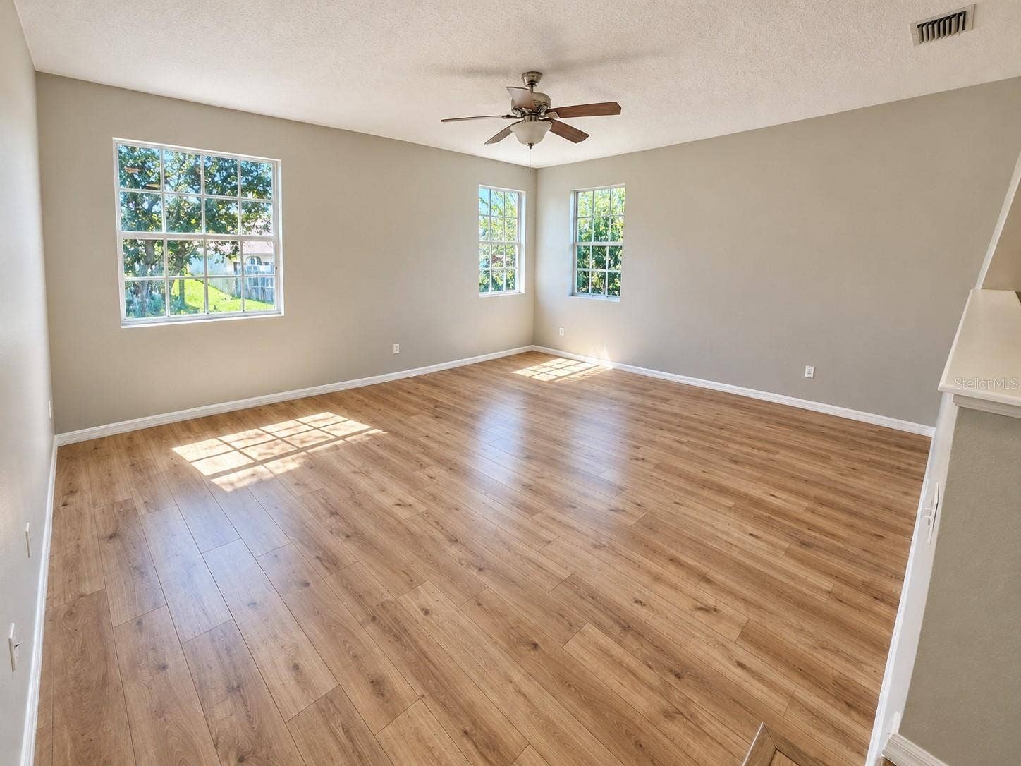 Upstairs Living Room / Bonus Room