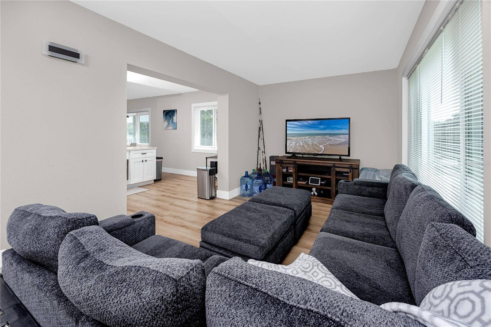 2072 AUSTRALIA WAY W, #42, Clearwater, FL 33763