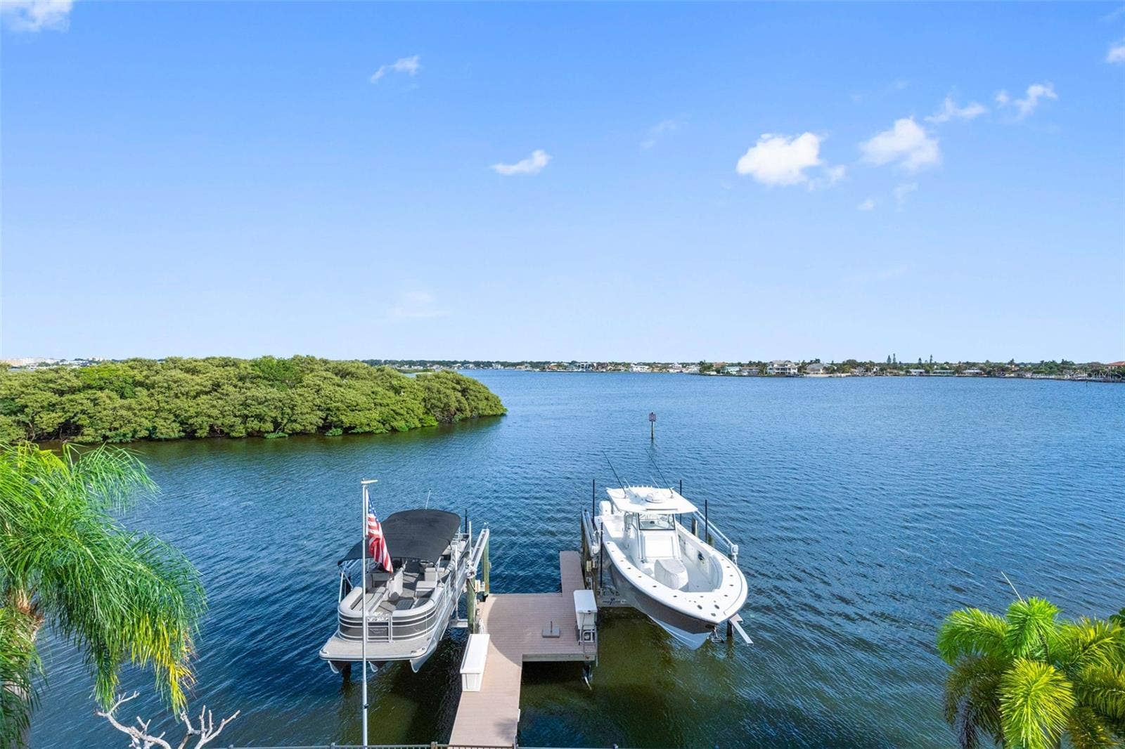 505 HARBOR DRIVE, Belleair Beach, FL 33786 505 HARBOR DRIVE, Belleair Beach, FL 33786