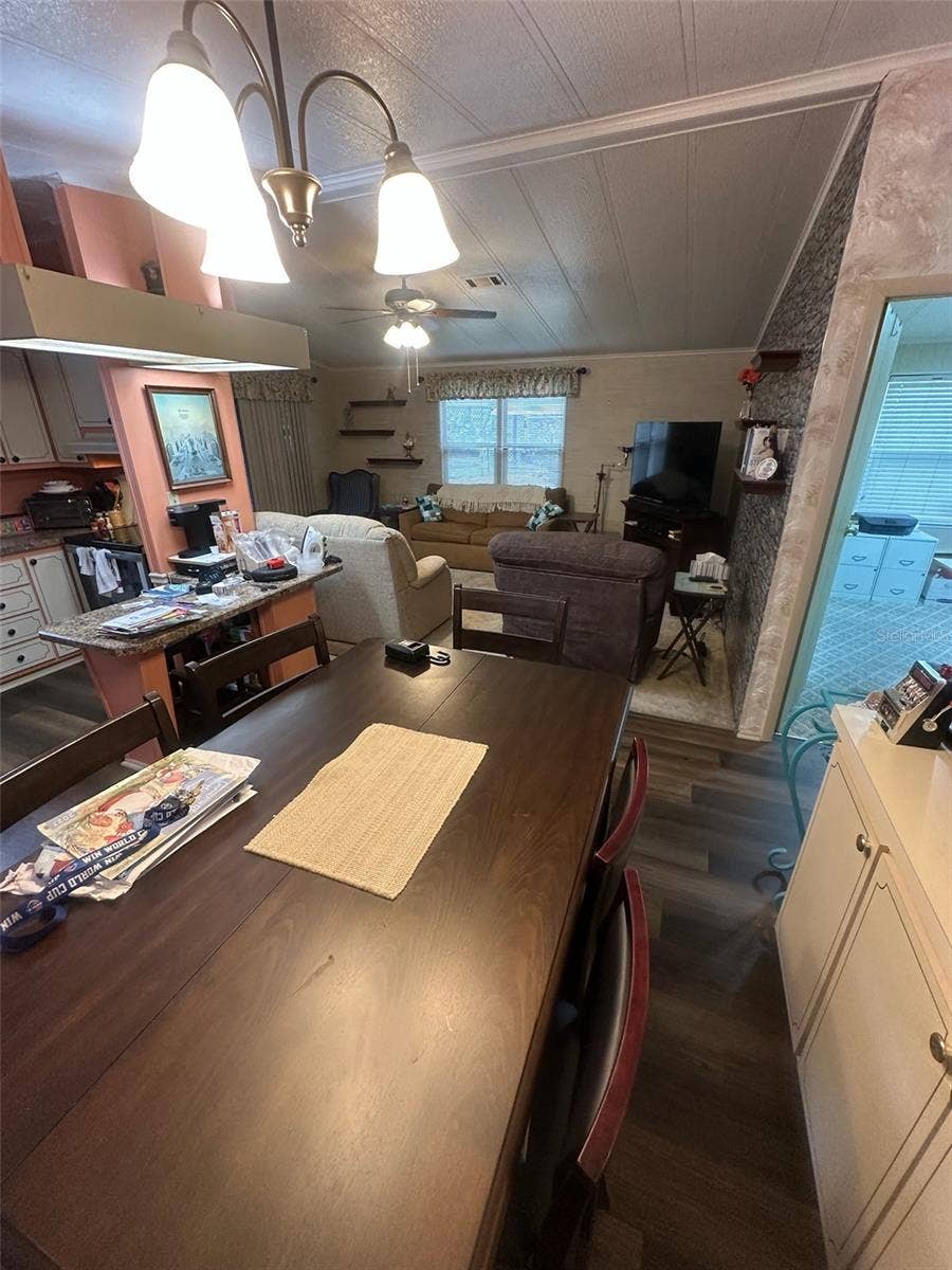 438 TARRSON BOULEVARD, Lady Lake, FL 32159