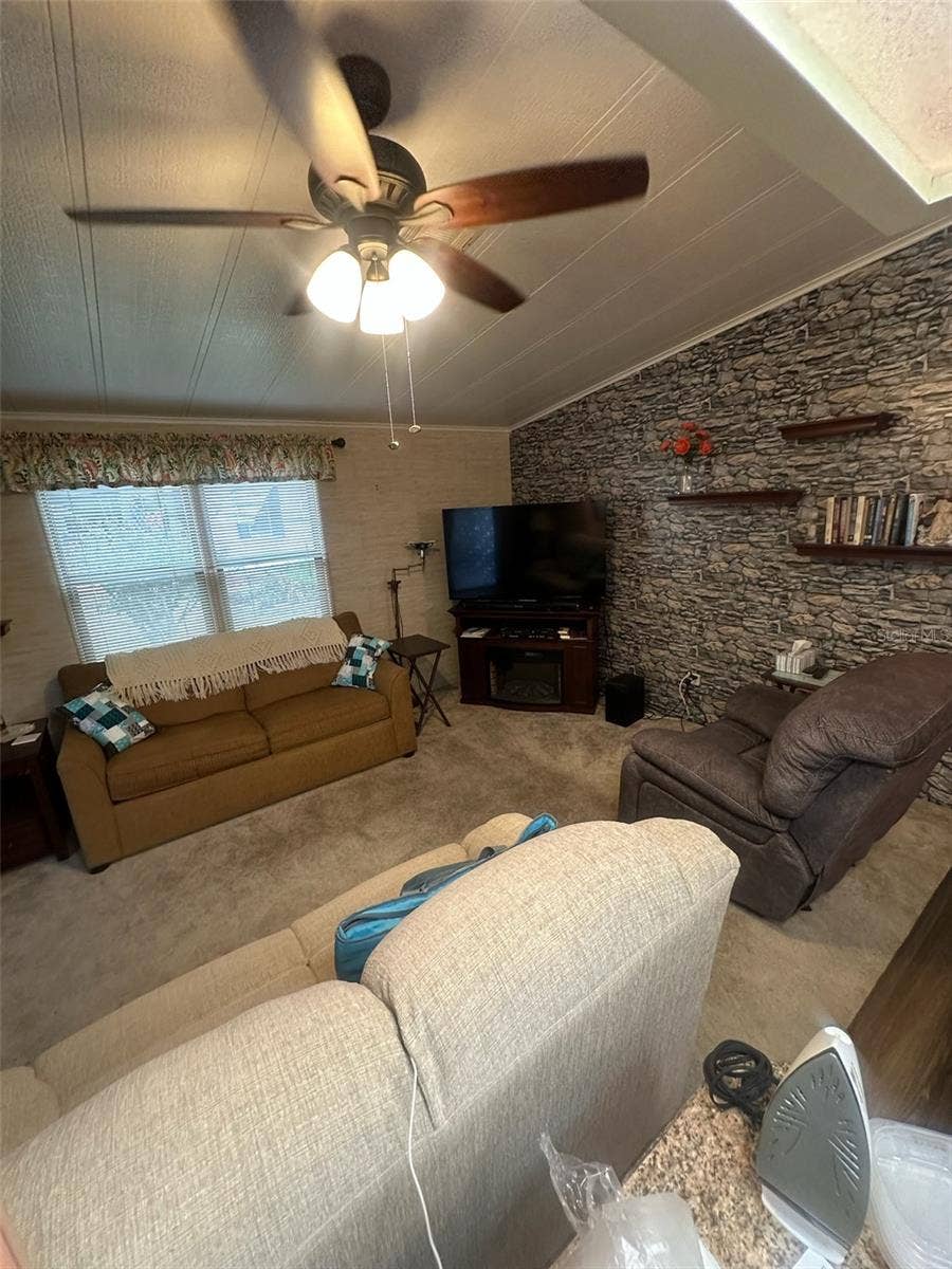 438 TARRSON BOULEVARD, Lady Lake, FL 32159