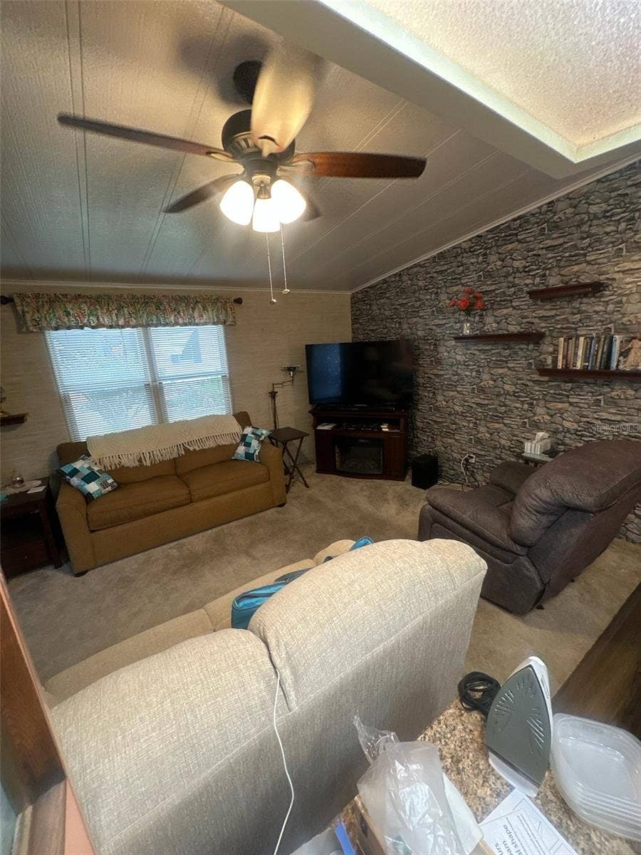 438 TARRSON BOULEVARD, Lady Lake, FL 32159