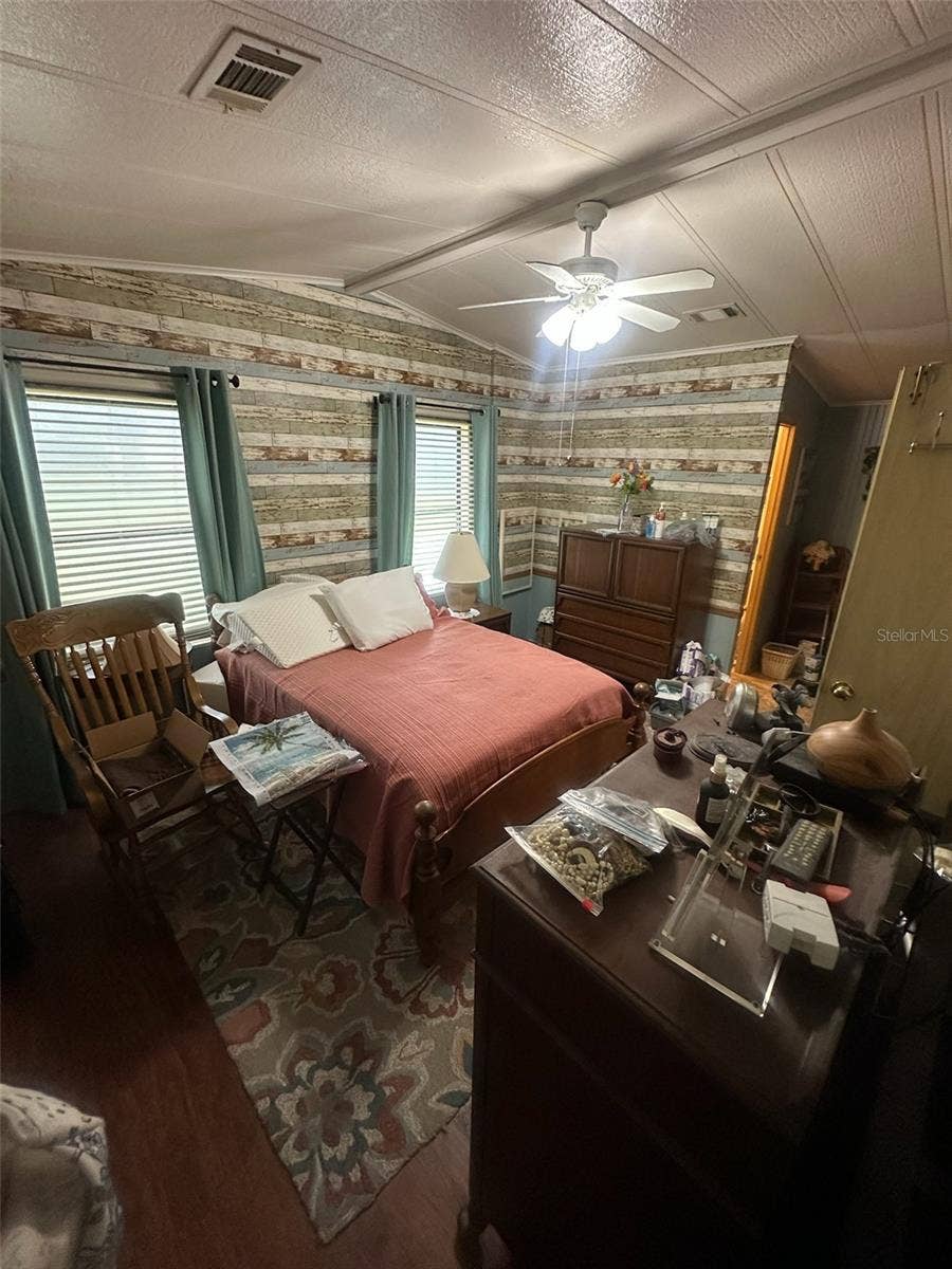 438 TARRSON BOULEVARD, Lady Lake, FL 32159