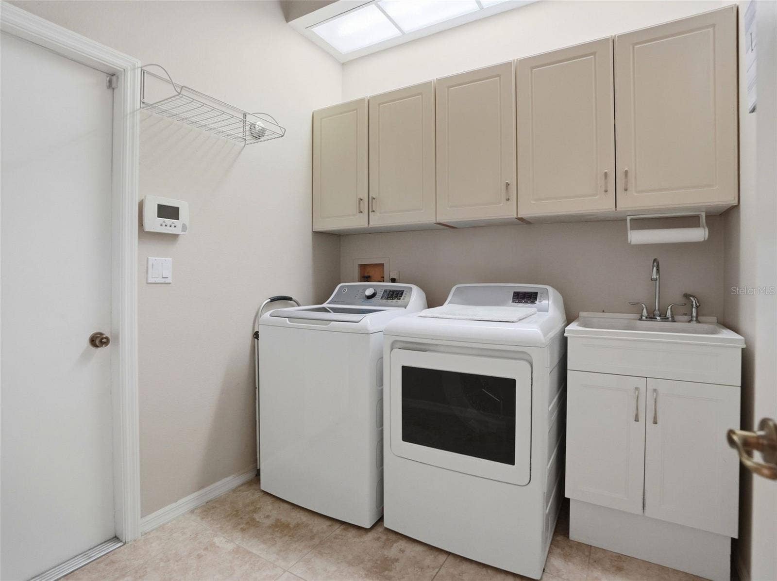 1411 AMESBURY COURT, New Port Richey, FL 34655 1411 AMESBURY COURT, New Port Richey, FL 34655