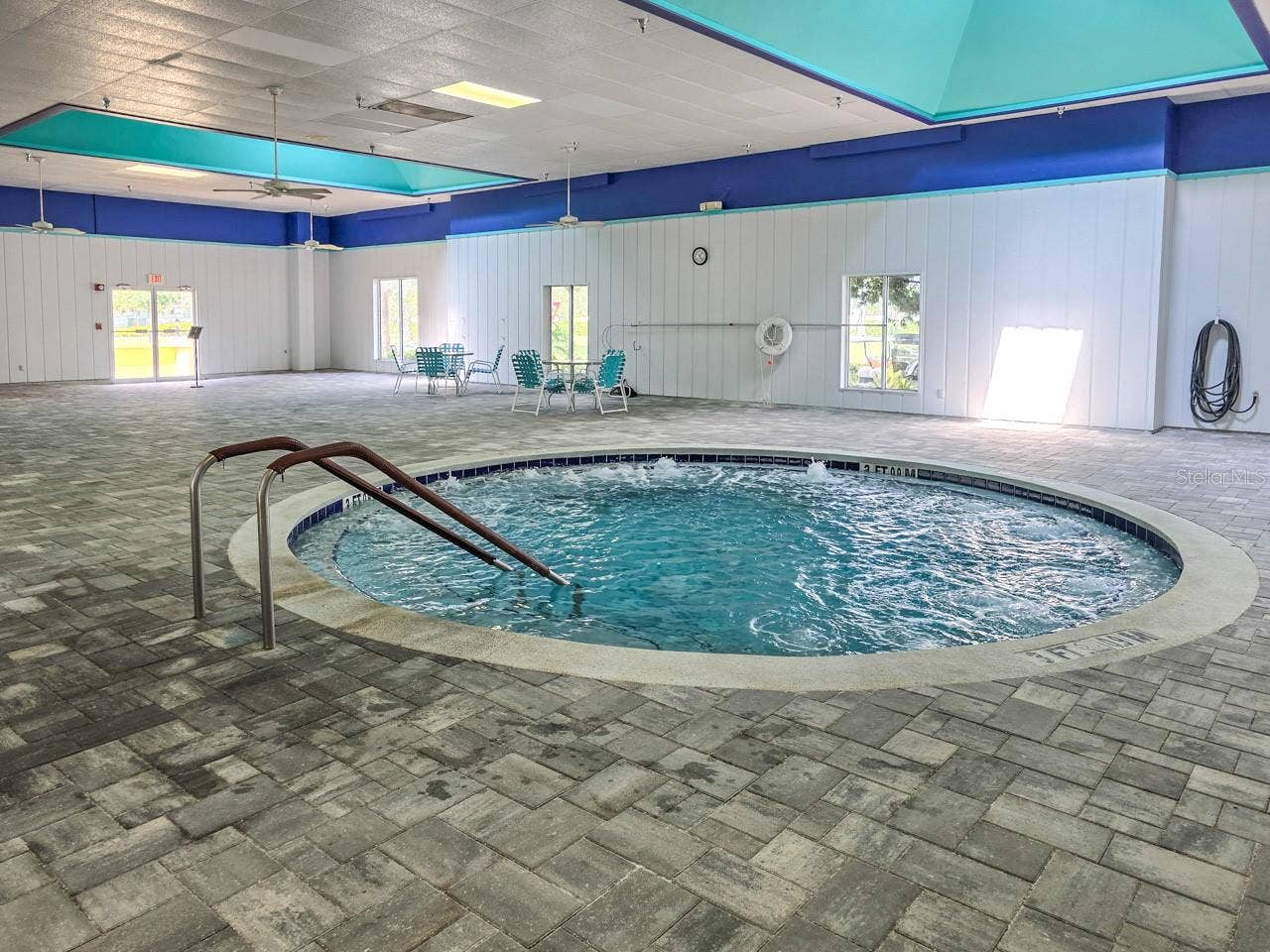 2346 GAINESBOROUGH LOOP, #211, Sun City Center, FL 33573