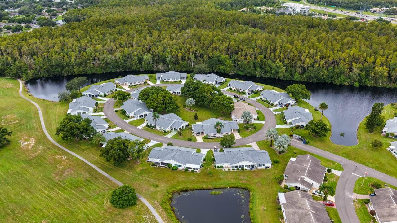 2346 GAINESBOROUGH LOOP, #211, Sun City Center, FL 33573