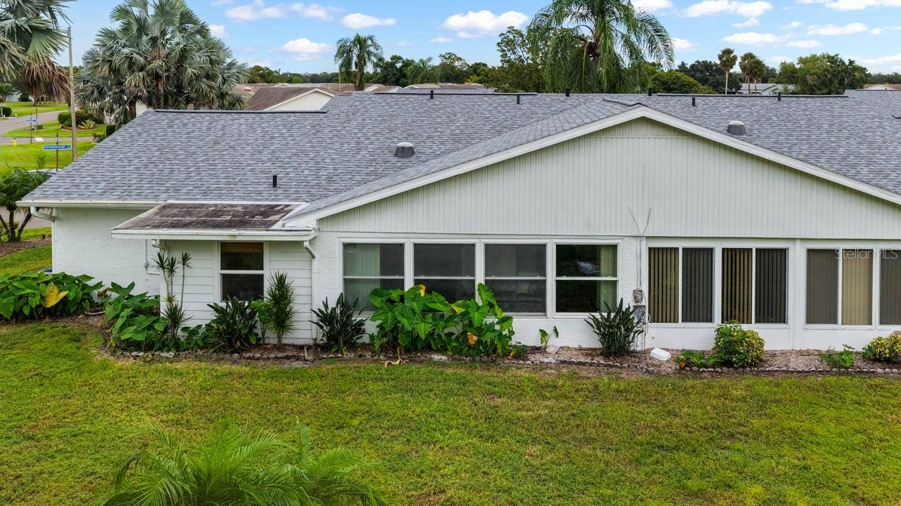 2346 GAINESBOROUGH LOOP, #211, Sun City Center, FL 33573