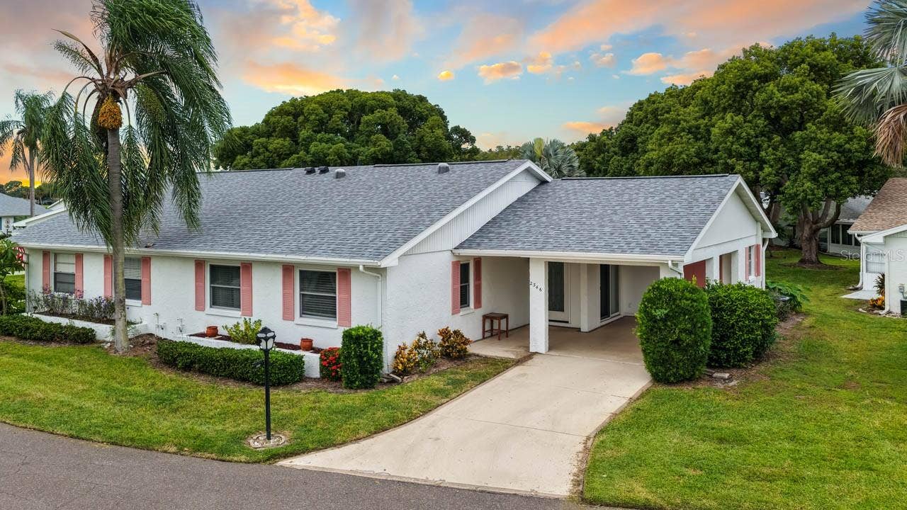 2346 GAINESBOROUGH LOOP, #211, Sun City Center, FL 33573