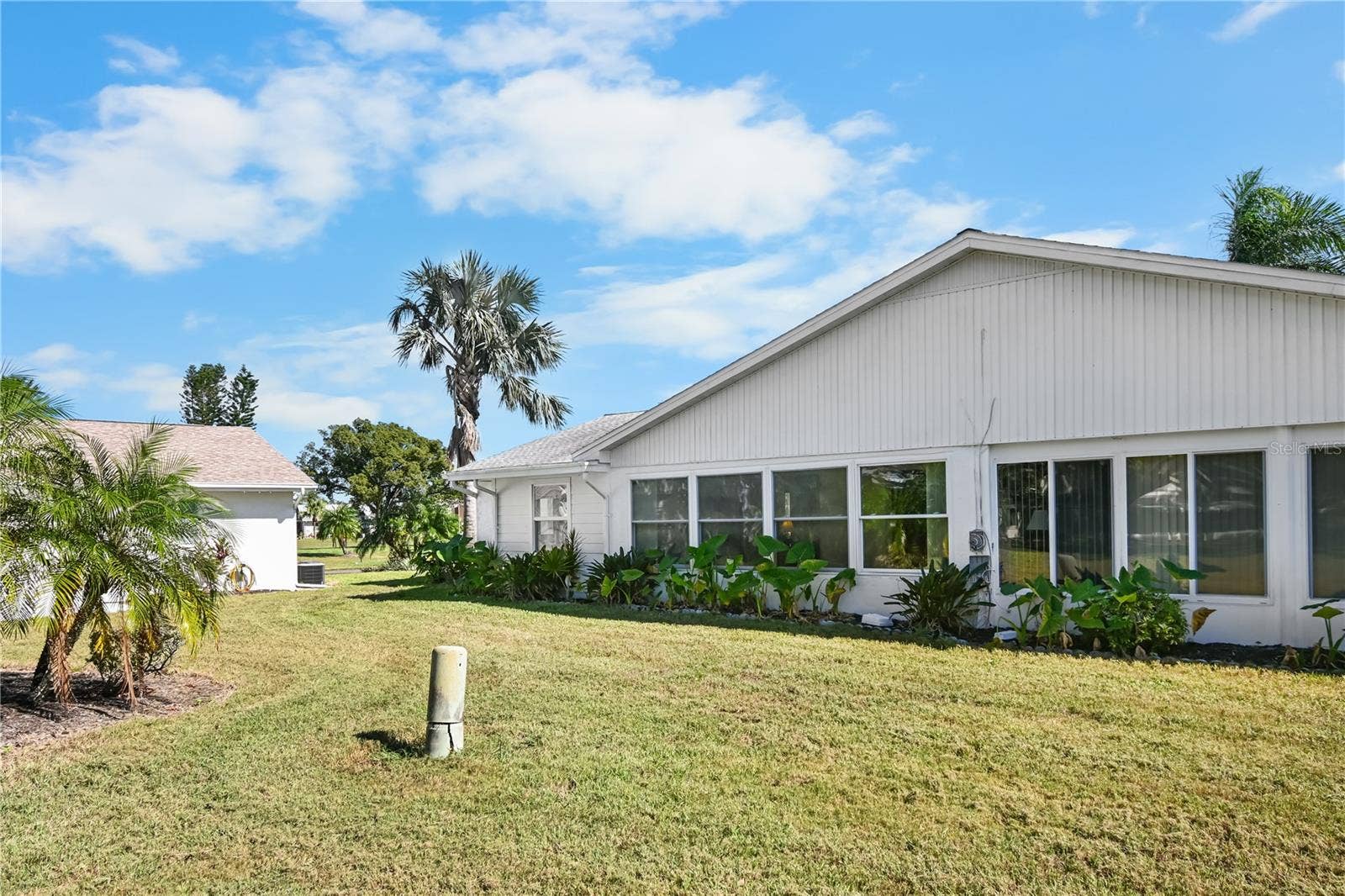 2346 GAINESBOROUGH LOOP, #211, Sun City Center, FL 33573