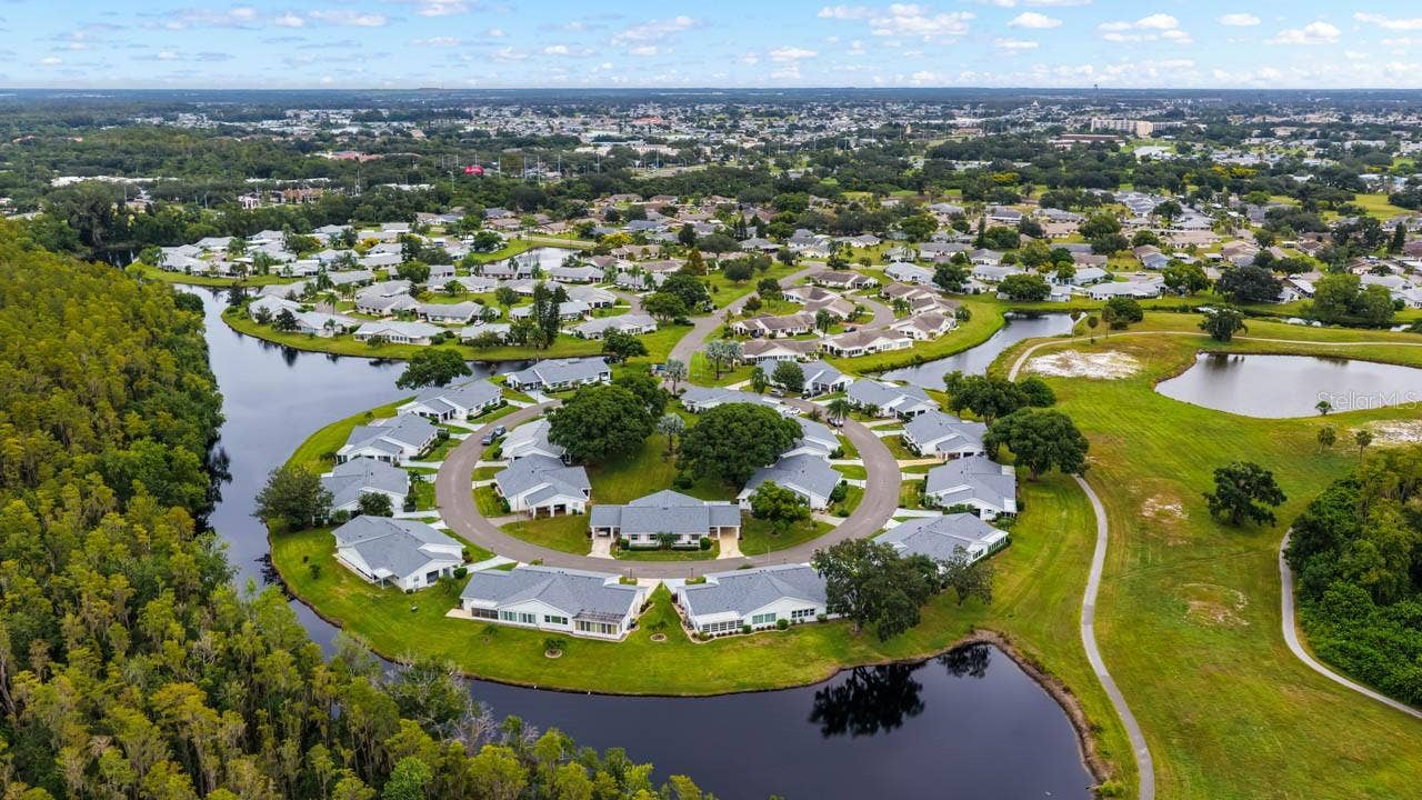 2346 GAINESBOROUGH LOOP, #211, Sun City Center, FL 33573