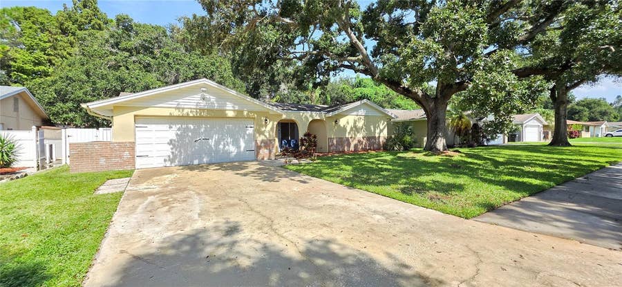 Property photo for 150 SUNCREST DRIVE, Safety Harbor, FL