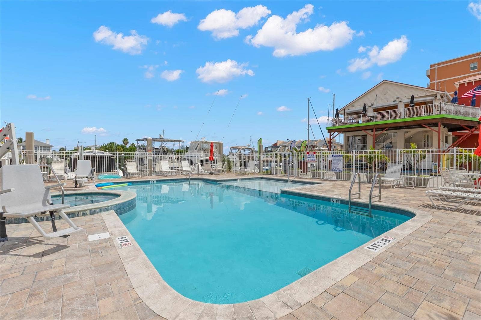 13101 GULF BOULEVARD, #1302, Madeira Beach, FL 33708