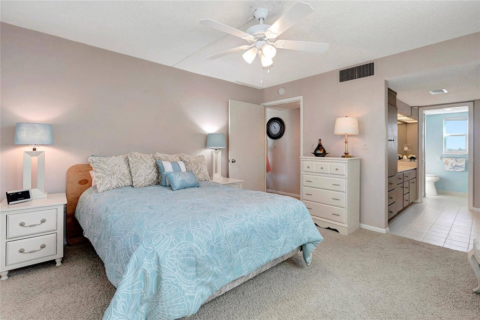 500 TREASURE ISLAND CSWY, #501, Treasure Island, FL 33706