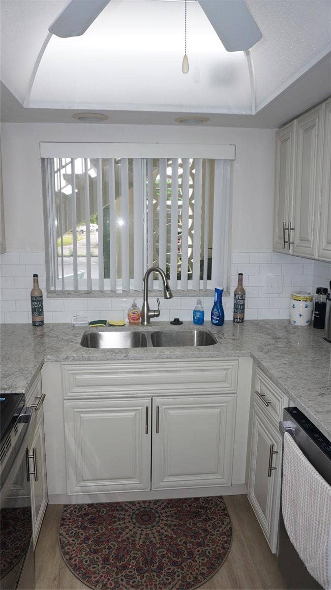 300 64TH AVENUE, #119, St Pete Beach, FL 33706 300 64TH AVENUE, #119, St Pete Beach, FL 33706
