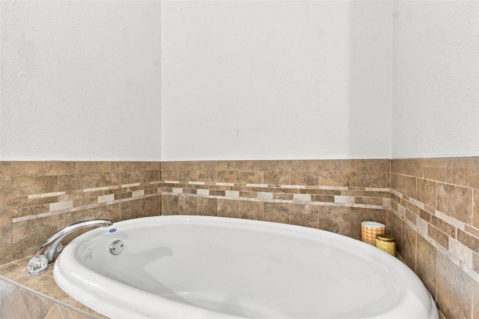 36900 SUWANEE WAY, Dade City, FL 33525