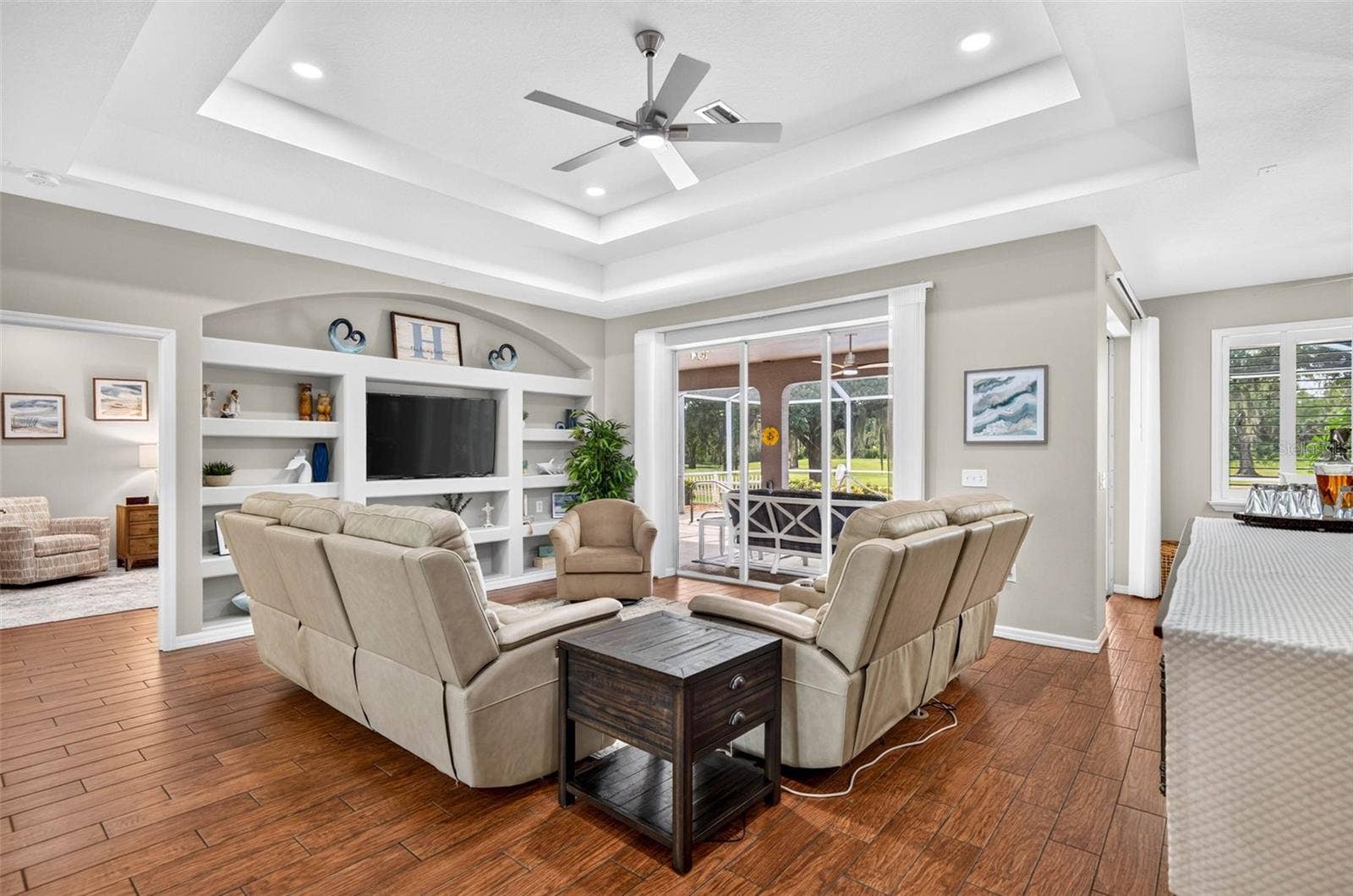 3825 SALIDA DELSOL DRIVE, Ruskin, FL 33573 3825 SALIDA DELSOL DRIVE, Ruskin, FL 33573