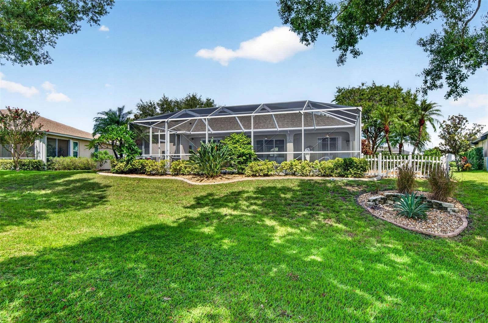 3825 SALIDA DELSOL DRIVE, Ruskin, FL 33573 3825 SALIDA DELSOL DRIVE, Ruskin, FL 33573