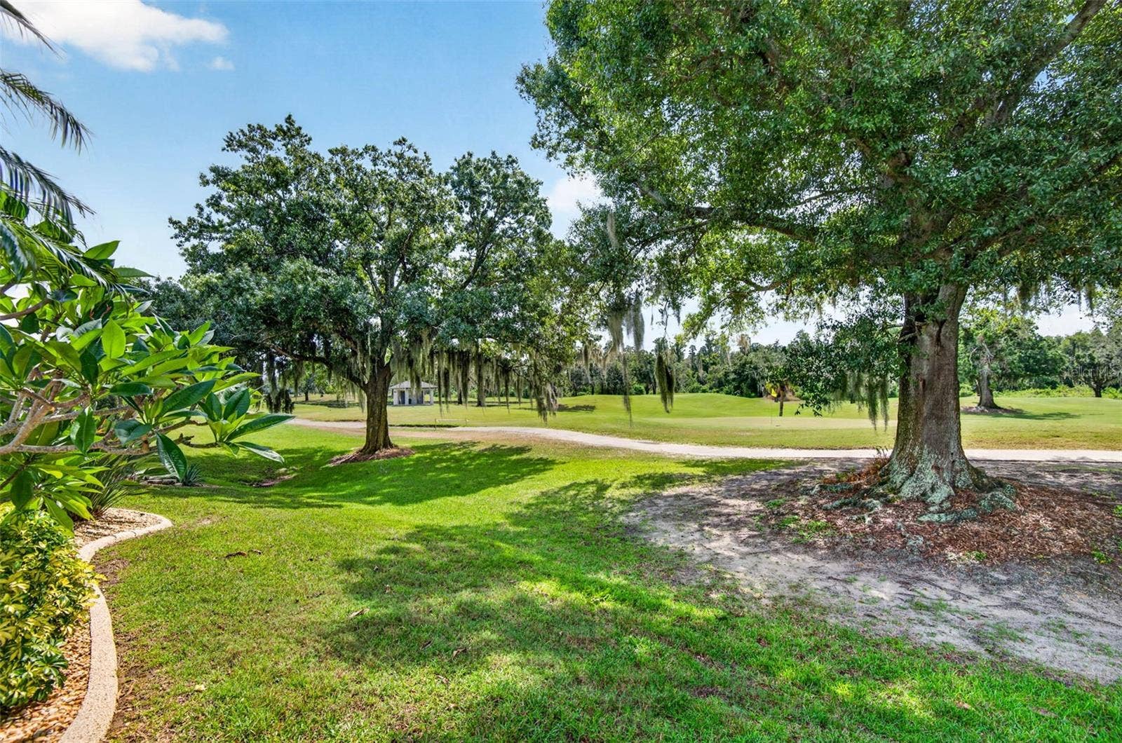 3825 SALIDA DELSOL DRIVE, Ruskin, FL 33573 3825 SALIDA DELSOL DRIVE, Ruskin, FL 33573