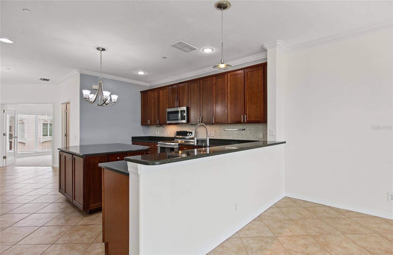1146 VENETIAN HARBOR DRIVE NE, St Petersburg, FL 33702 fresh paint in living area