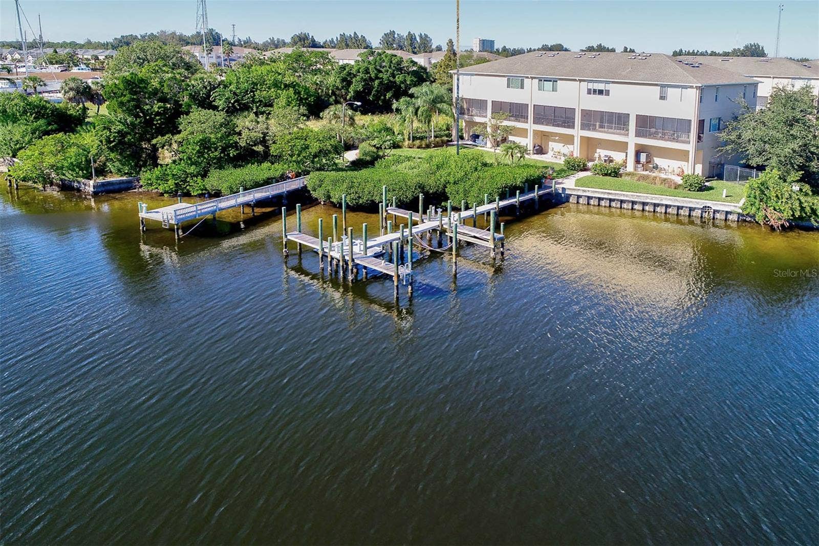 1146 VENETIAN HARBOR DRIVE NE, St Petersburg, FL 33702 1146 VENETIAN HARBOR DRIVE NE, St Petersburg, FL 33702