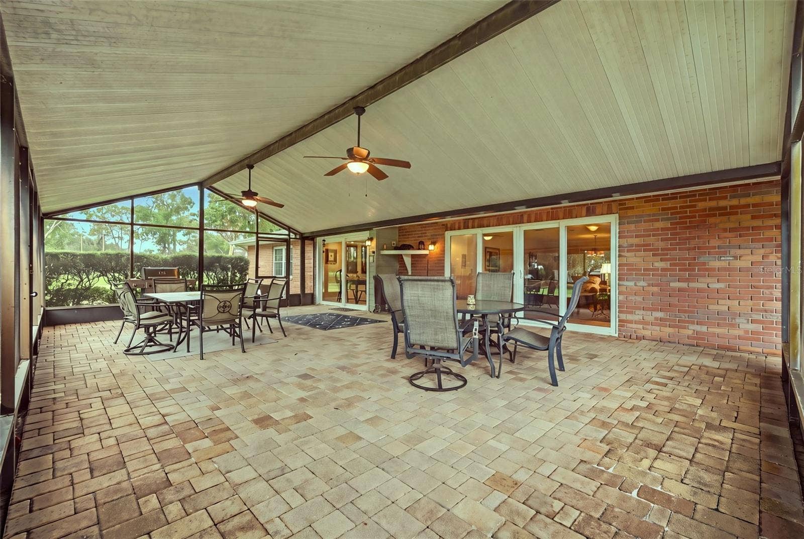 17501 LAKESHORE ROAD, Lutz, FL 33558 17501 LAKESHORE ROAD, Lutz, FL 33558