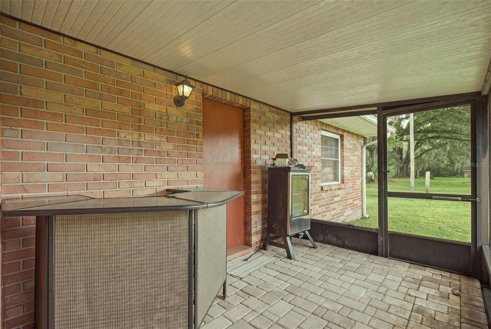 17501 LAKESHORE ROAD, Lutz, FL 33558 17501 LAKESHORE ROAD, Lutz, FL 33558