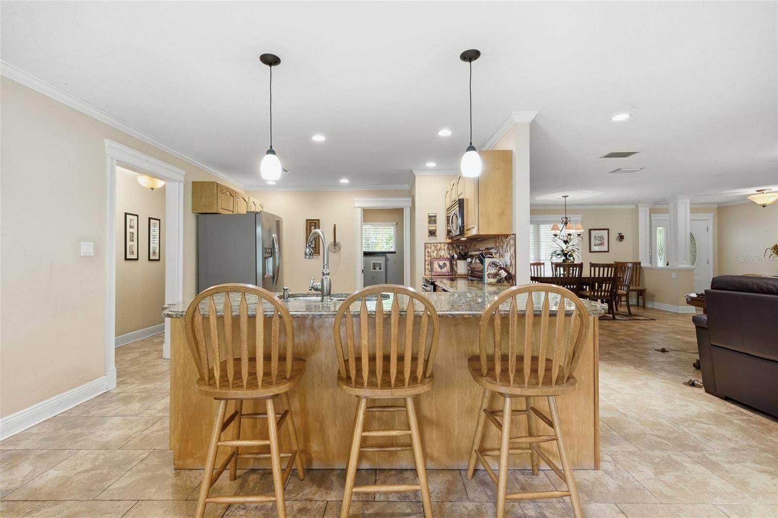 17501 LAKESHORE ROAD, Lutz, FL 33558 17501 LAKESHORE ROAD, Lutz, FL 33558