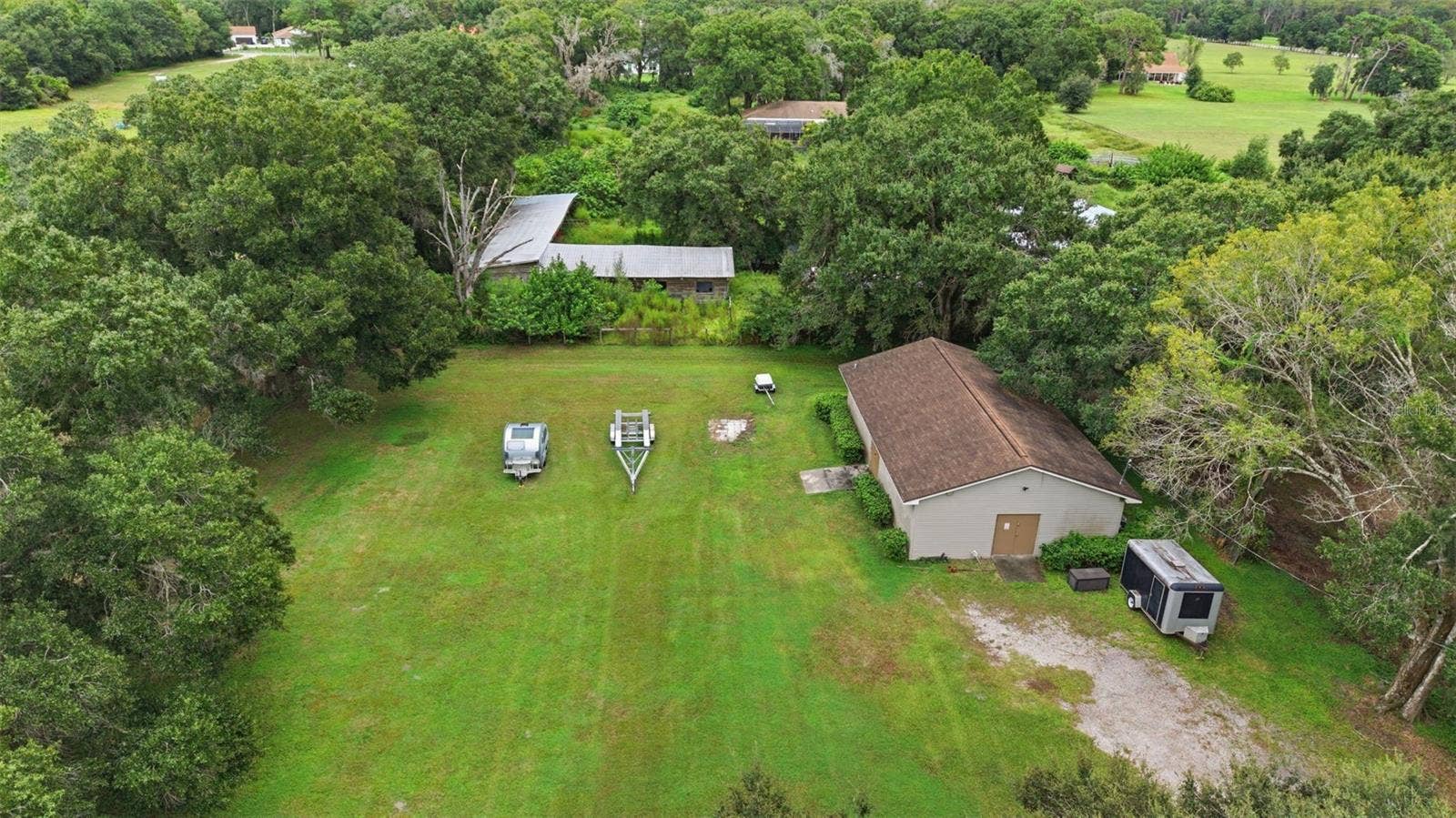 17501 LAKESHORE ROAD, Lutz, FL 33558 17501 LAKESHORE ROAD, Lutz, FL 33558