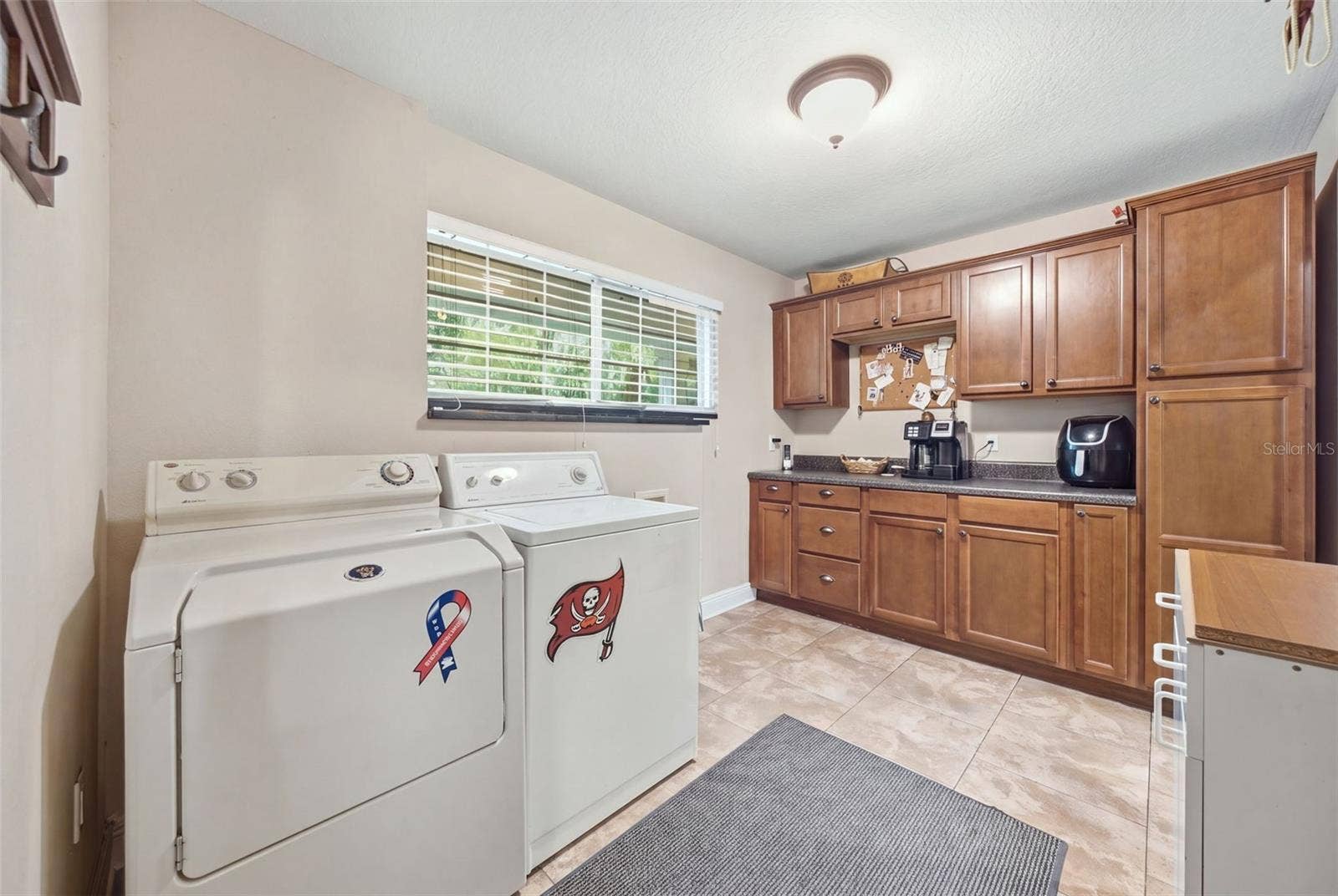 17501 LAKESHORE ROAD, Lutz, FL 33558 17501 LAKESHORE ROAD, Lutz, FL 33558