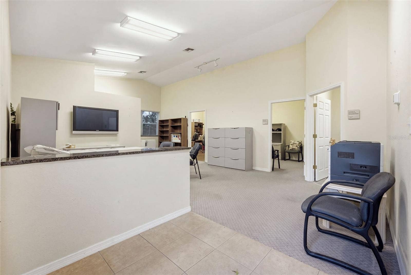 17501 LAKESHORE ROAD, Lutz, FL 33558 17501 LAKESHORE ROAD, Lutz, FL 33558