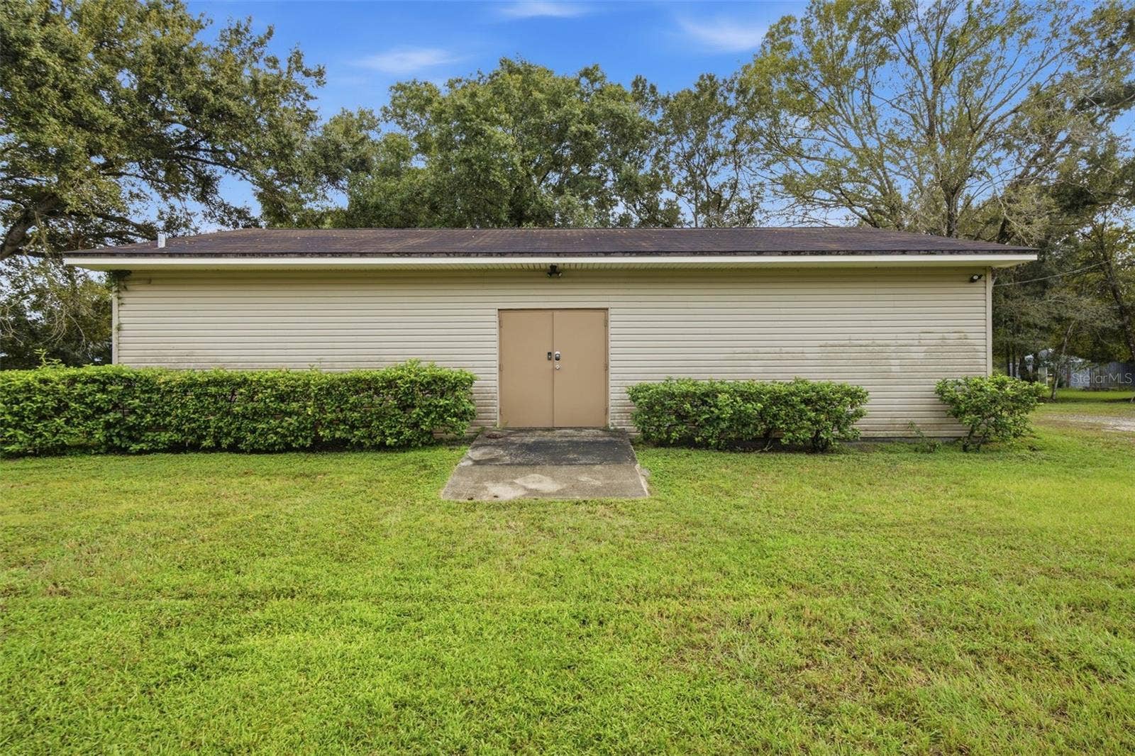 17501 LAKESHORE ROAD, Lutz, FL 33558 17501 LAKESHORE ROAD, Lutz, FL 33558