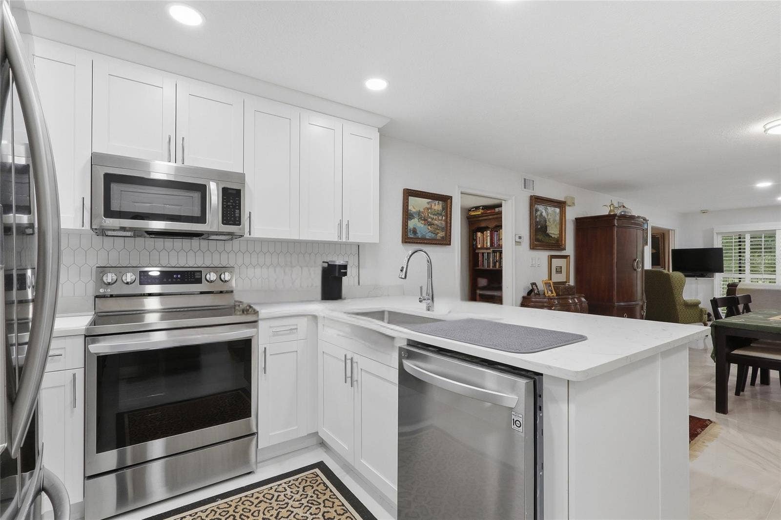 5020 MILL POND ROAD, #3172, Wesley Chapel, FL 33543