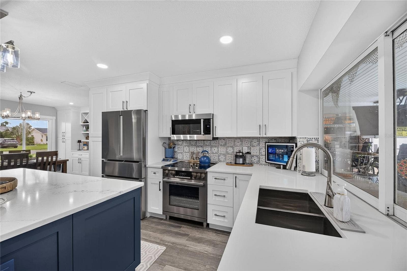 That Oven? A Premium Bosch Convection Oven With An Induction Cooktop!