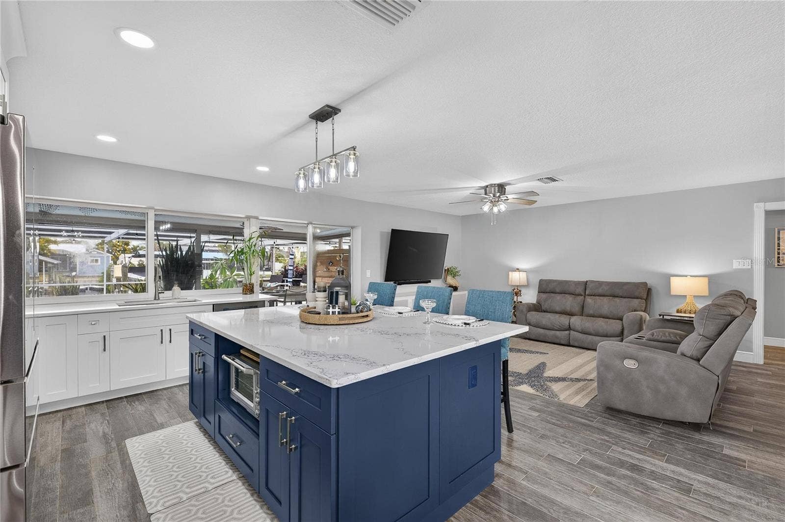 Look How Modern, Open, And Bright! And What's That? A Cut-Out For The Air Fryer?!!