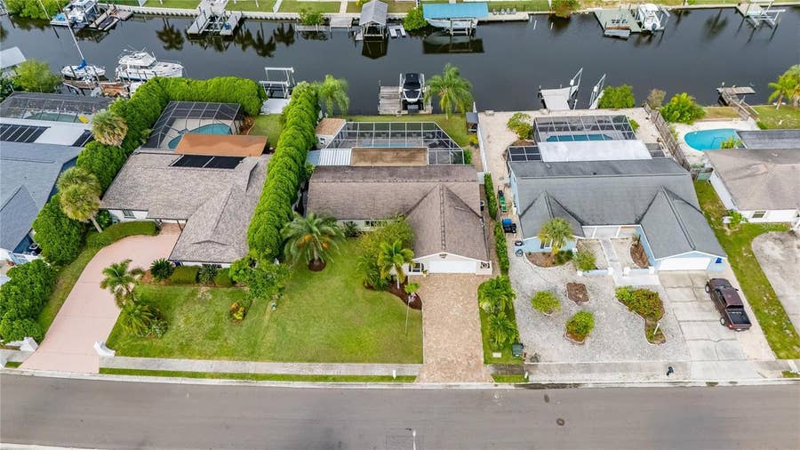 Property photo for 6510 SOLITAIRE PALM WAY, Apollo Beach, FL