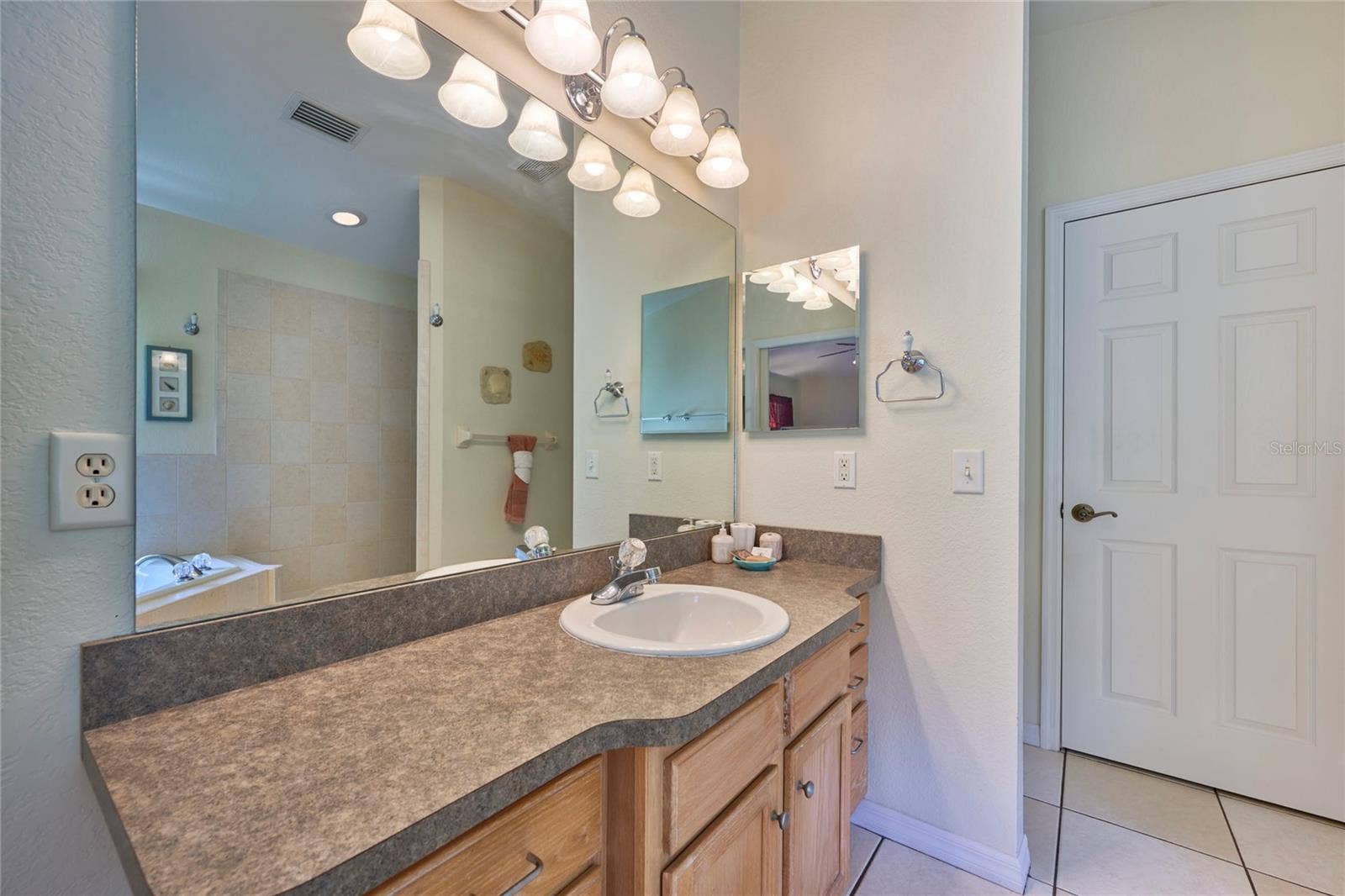 3971 PARK AVENUE, Indian Lake Estates, FL 33855 3971 PARK AVENUE, Indian Lake Estates, FL 33855