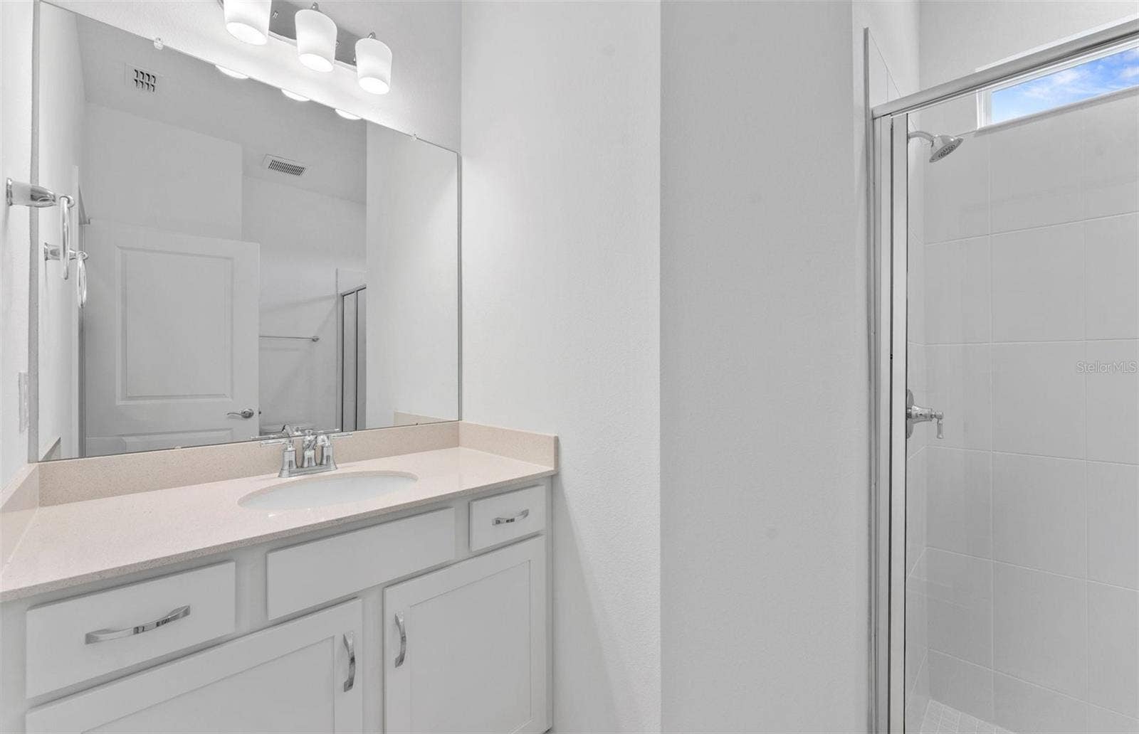 37231 CLINCH CIRCLE, Zephyrhills, FL 33540 Model Representation