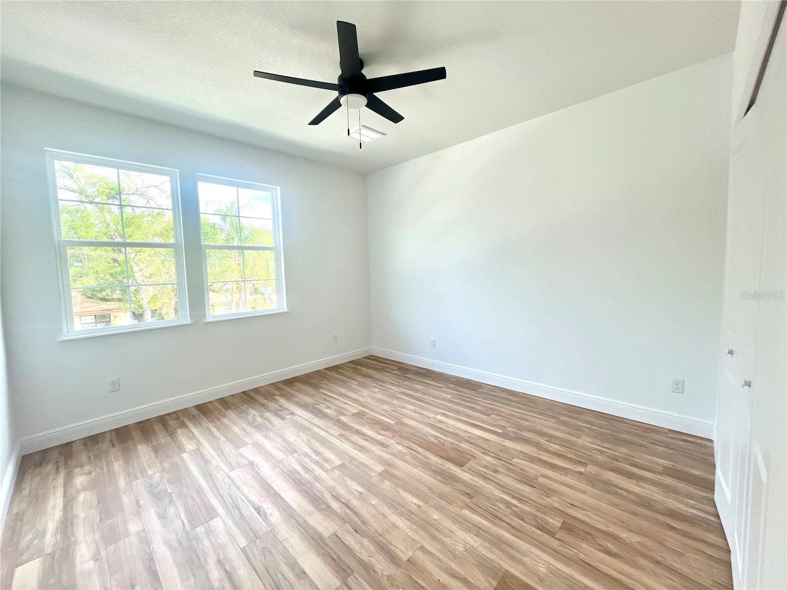 8110 N GREENWOOD AVENUE, Tampa, FL 33604