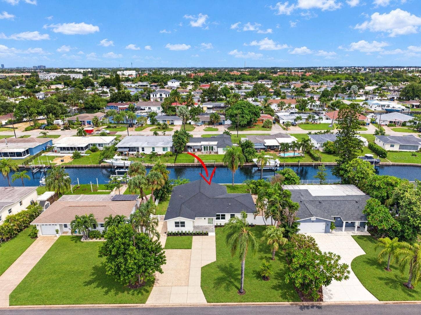 223 94TH AVENUE NE, St Petersburg, FL 33702