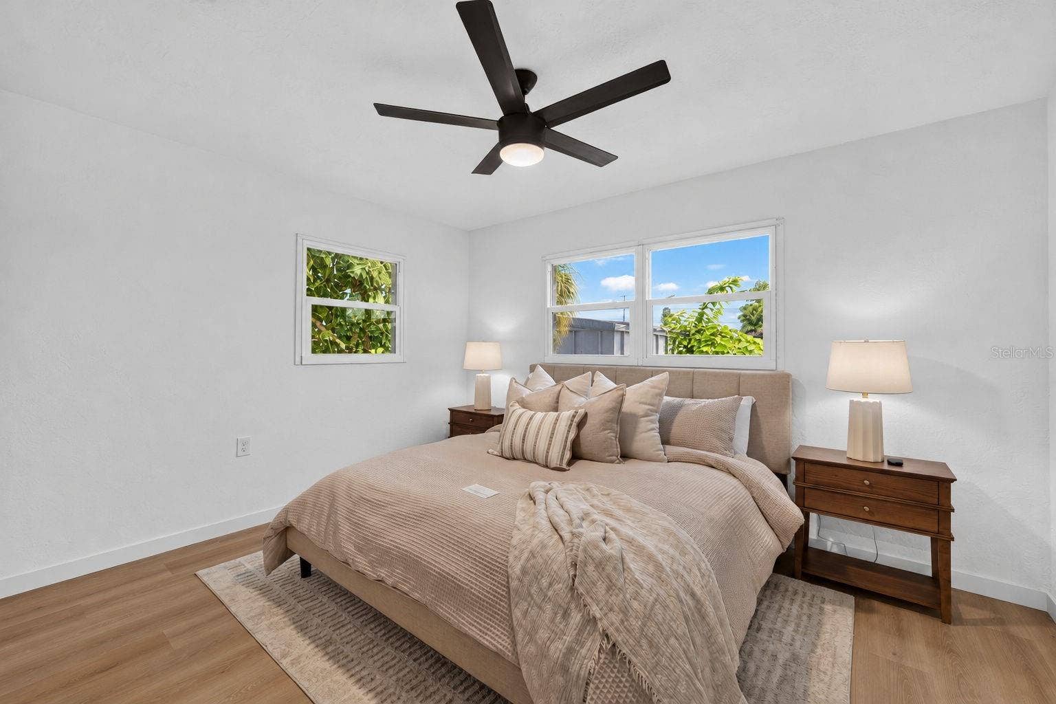 223 94TH AVENUE NE, St Petersburg, FL 33702