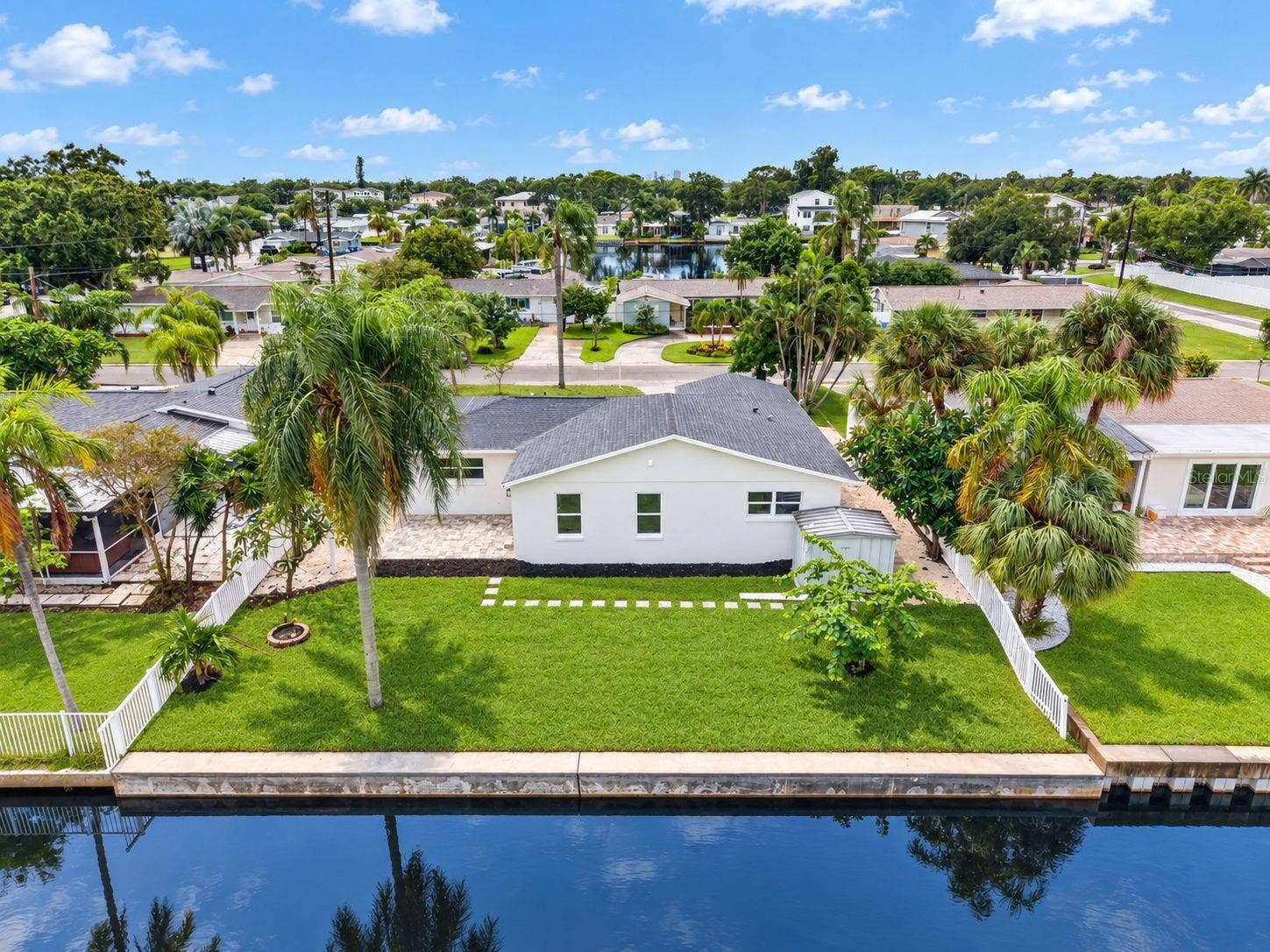 223 94TH AVENUE NE, St Petersburg, FL 33702
