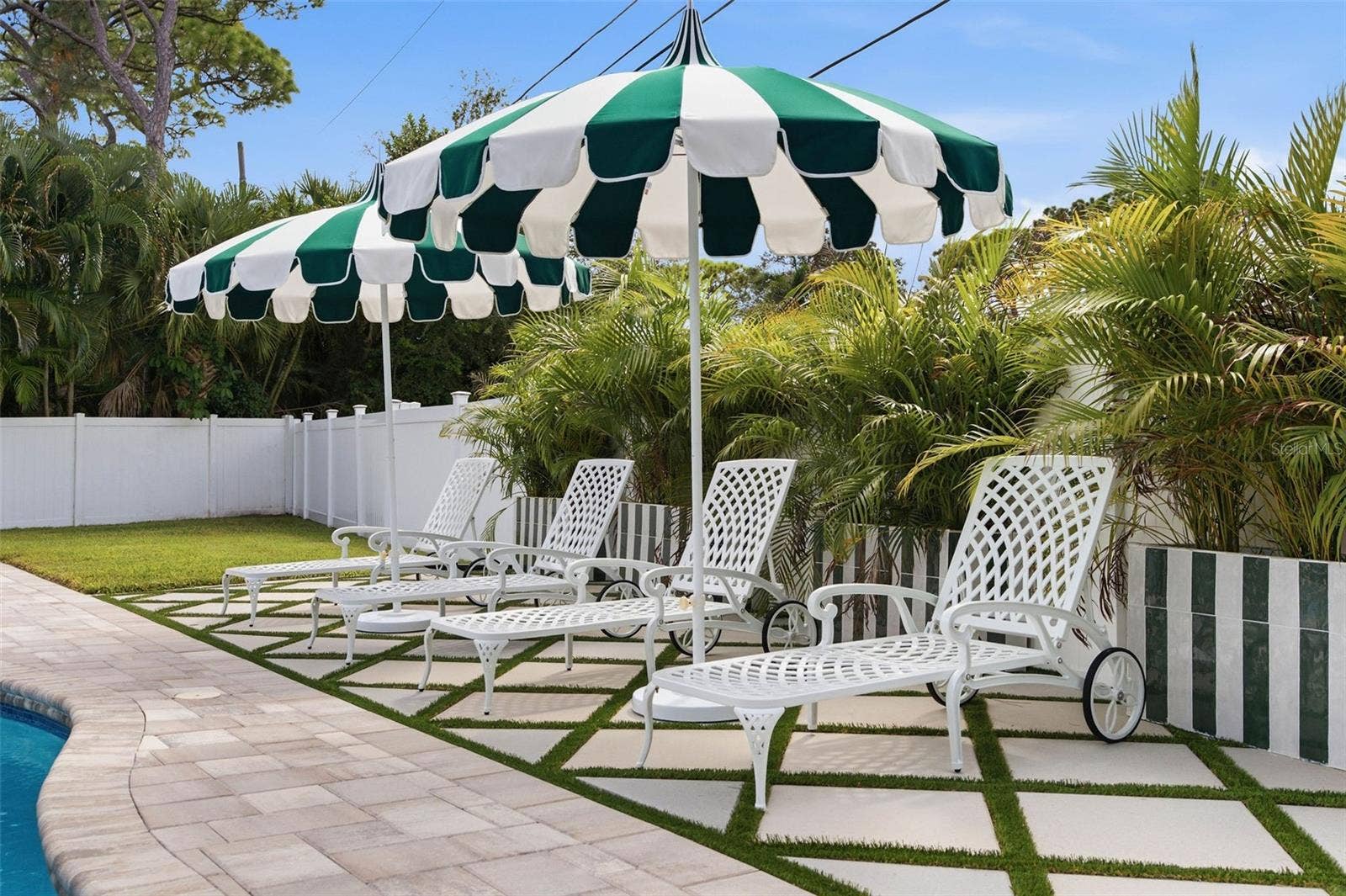 1700 63RD TERRACE S, St Petersburg, FL 33712 Spacious Backyard Oasis