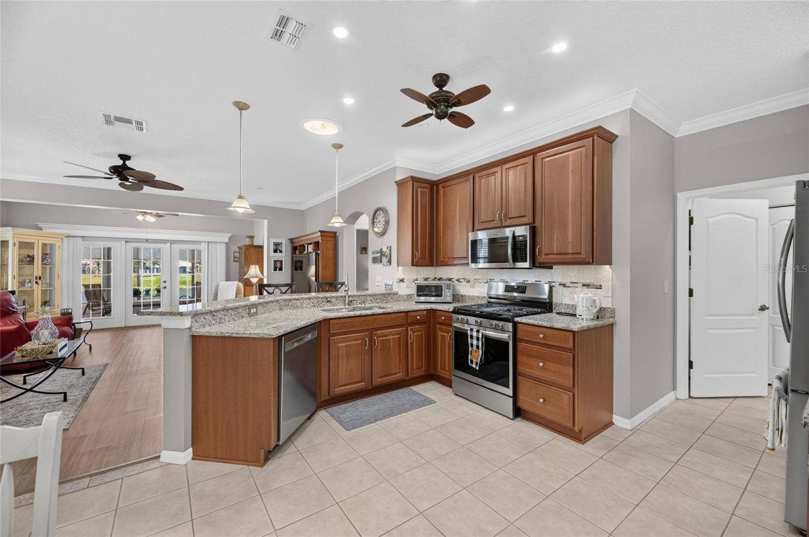 1229 HUNTINGTON GREENS DRIVE, #12, Sun City Center, FL 33573 1229 HUNTINGTON GREENS DRIVE, #12, Sun City Center, FL 33573