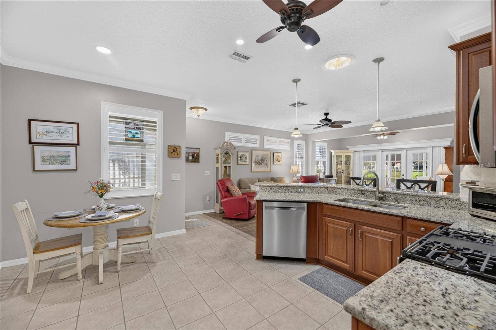 1229 HUNTINGTON GREENS DRIVE, #12, Sun City Center, FL 33573 Eat-In Kitchen/Dinette area