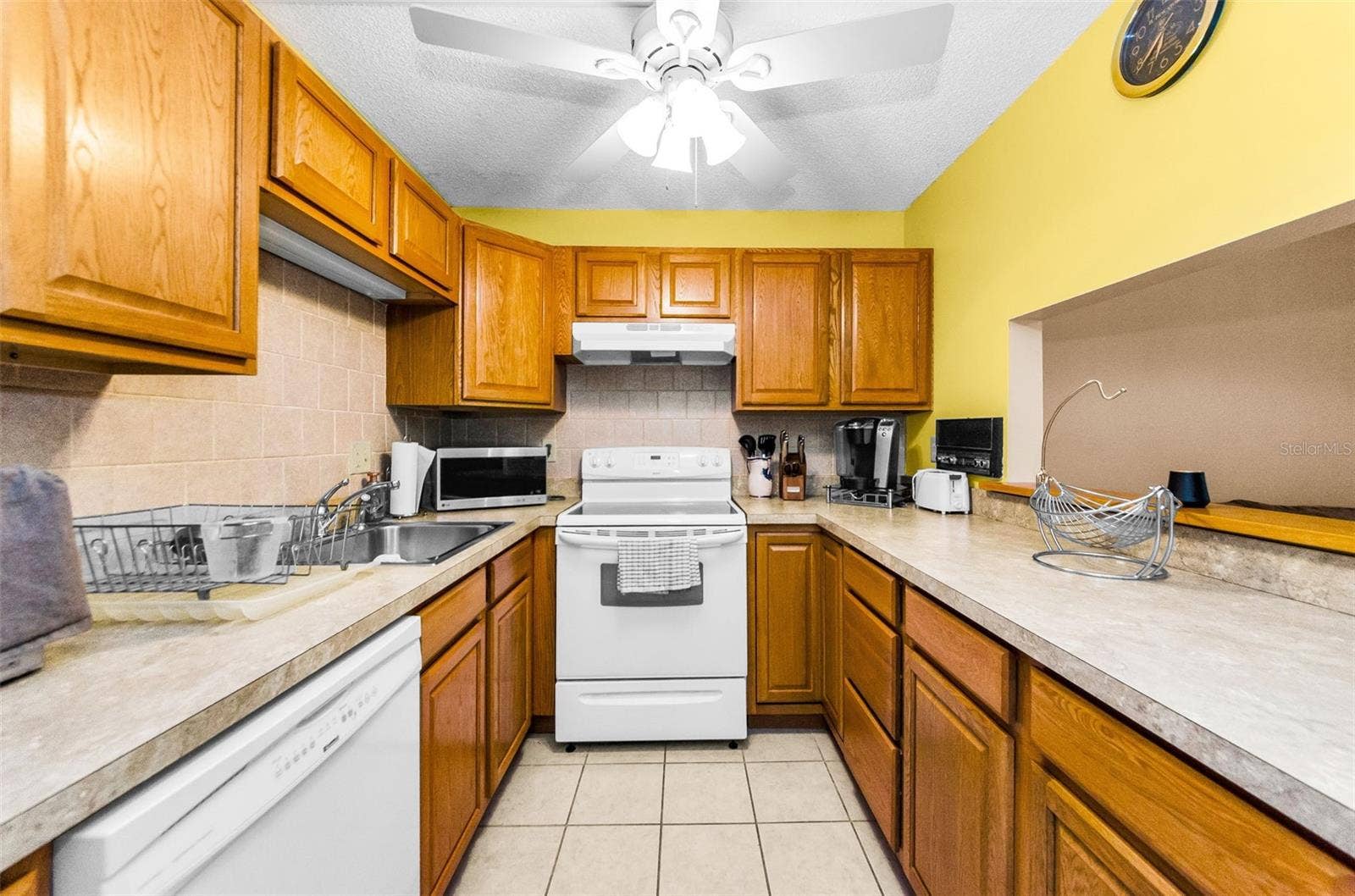 2575 PINE RIDGE WAY S, #E1, Palm Harbor, FL 34684