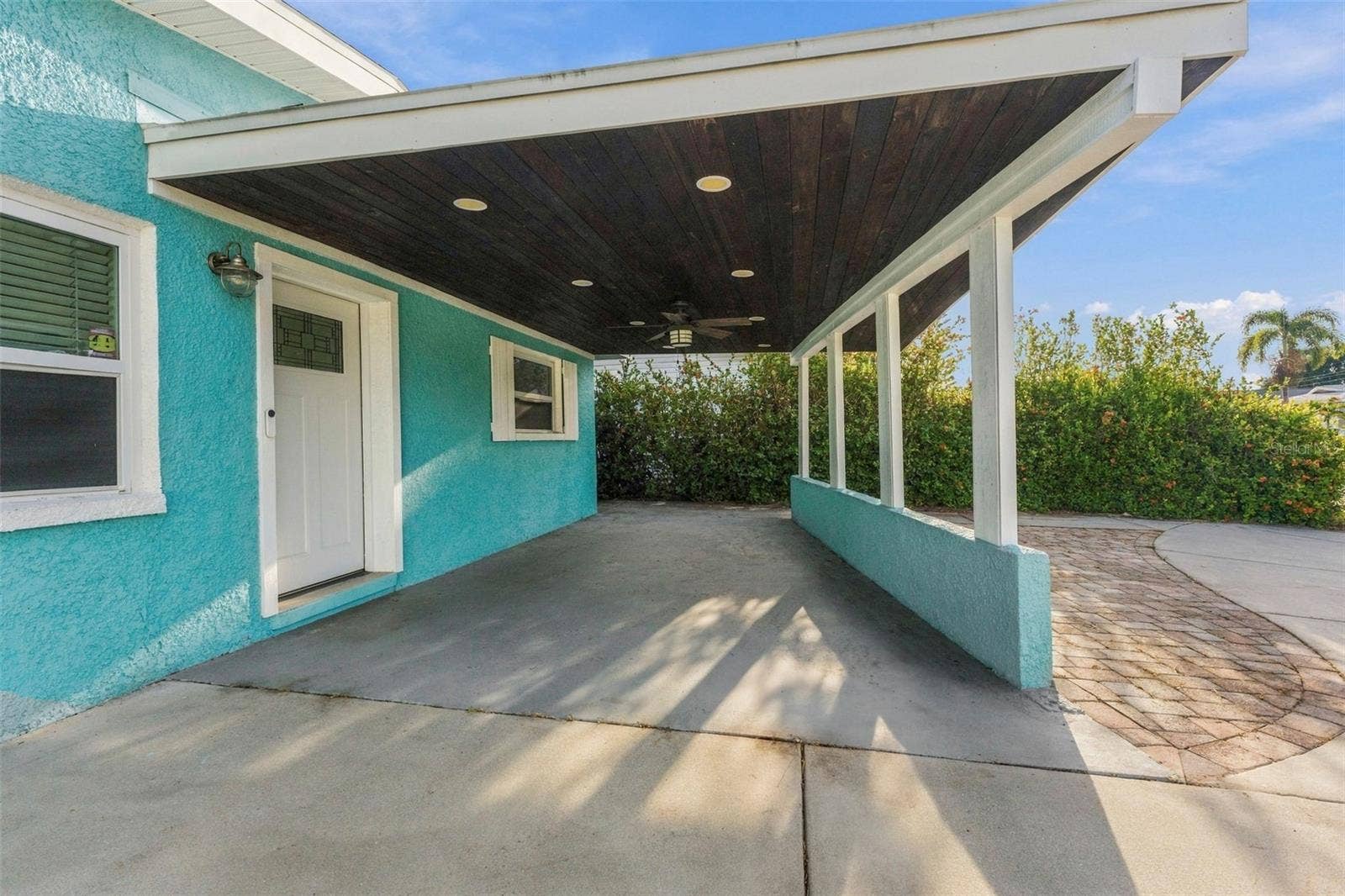5143 NEWTON AVENUE S, Gulfport, FL 33707